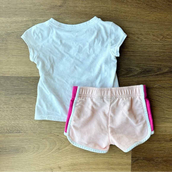 Converse | Short Set - Picture 2 of 3